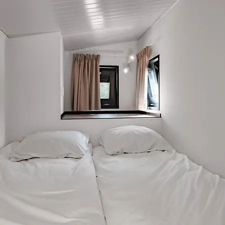 Comfortable In A Holiday Park * Zwartewaal